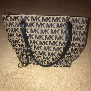 MK Purse